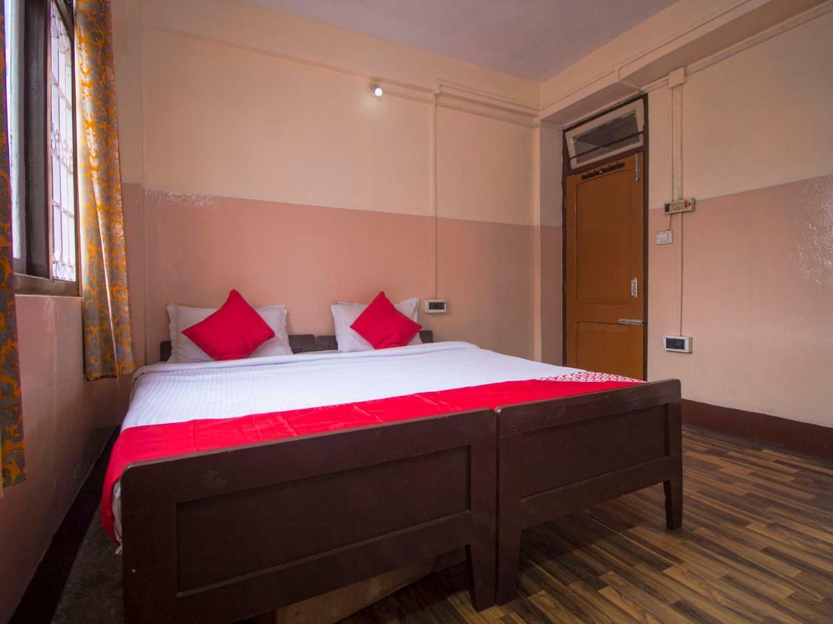 Oyo 19941 Hotel Blue Diamond Darjeeling  Ngoại thất bức ảnh